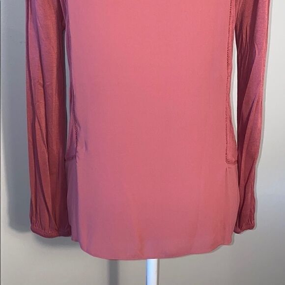 Loft Carnation Rayon Polyester Longsleeve Top - Picture 6 of 8